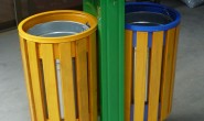 马路环保钢木分类垃圾桶